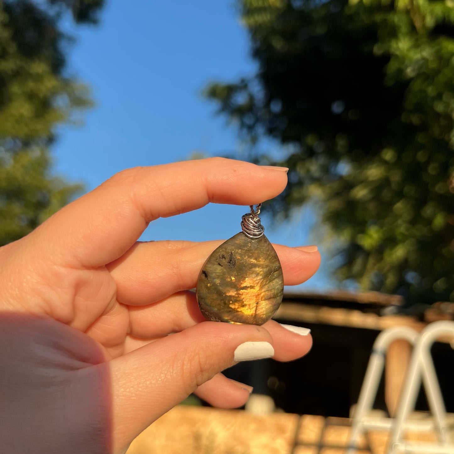 Labradorite Pendent (Handmade)