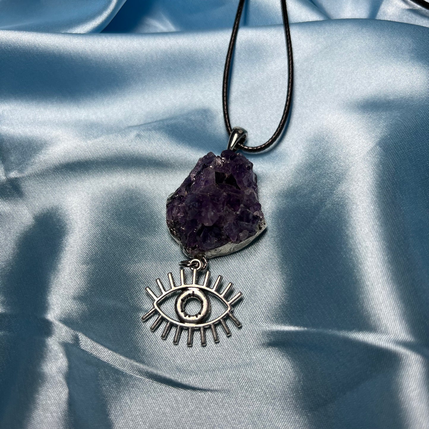 Amethyst Eye Necklace