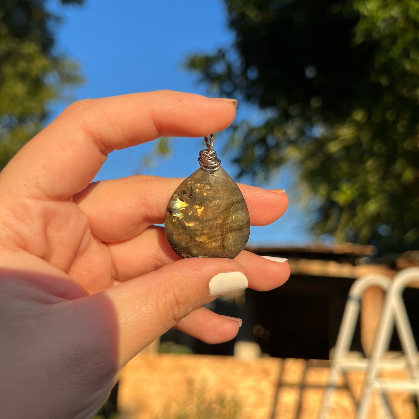 Labradorite Pendent (Handmade)